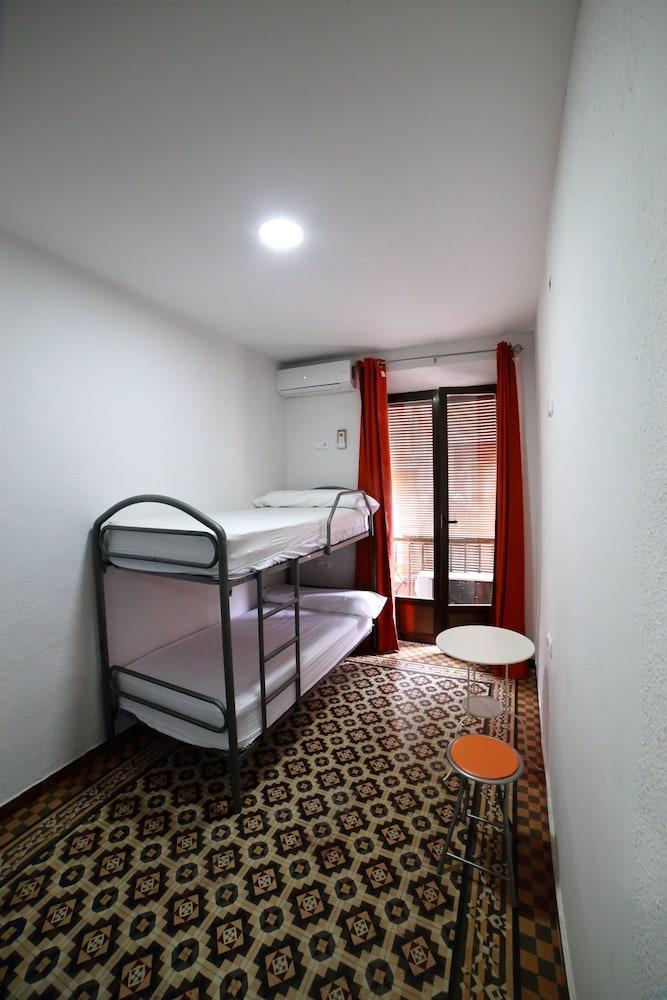 Twin Room with Shared Bathroom